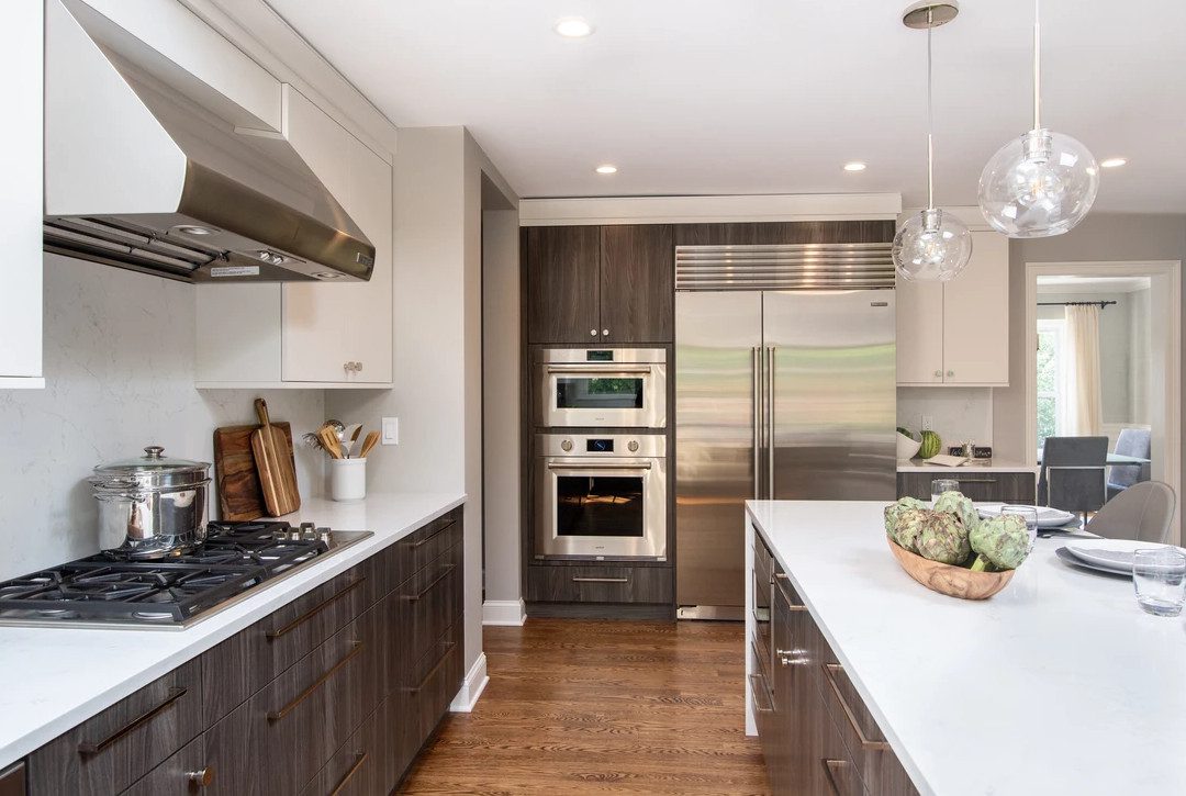 Modern Kitchen With Exhaust Chimney